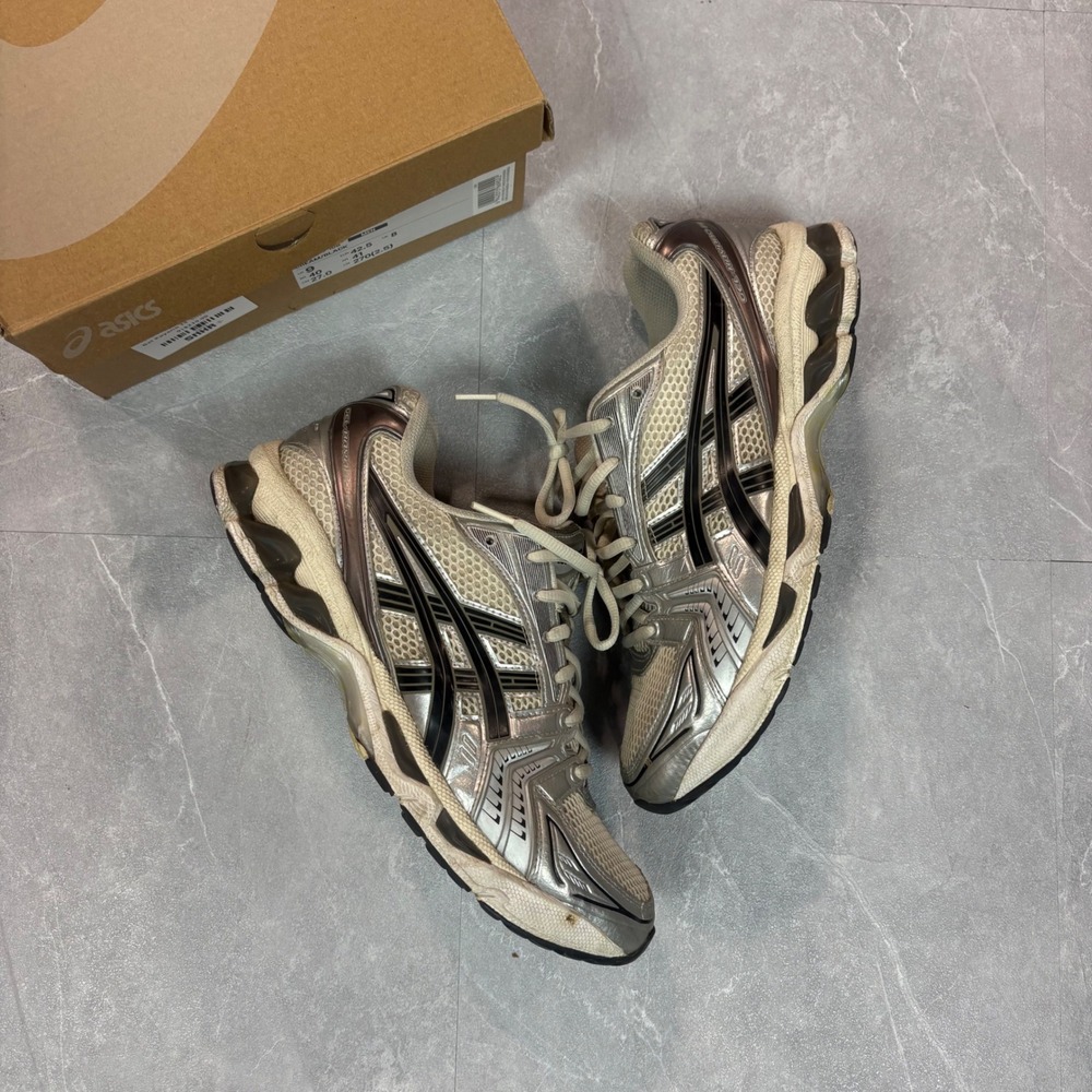 Asics Gel-Kayano 14 Cream Black Silver Running Shoes 1201A019-108 Mens 9